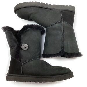 Ugg Black Bailey Button Winter Boots 5803 Size 9